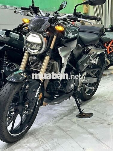 Honda CB300R