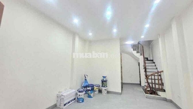 7 TẦNG THANG MÁY - OTO ĐỖ CỔNG - NHÀ ĐẸP FULL NỘI THẤT - NHỔN