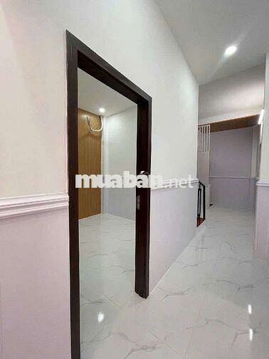NHÀ 4 TẦNG ĐẸP MỚI LIÊN KHU 1-6 BTĐ