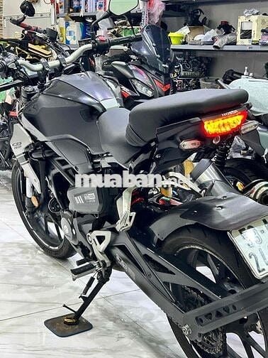 Honda CB300R