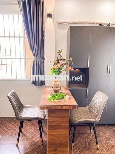 CĂN HỘ 2PN  – BAN CÔNG RIÊNG TÁCH BẾP– GẦN ĐẠI HỌC Y DƯỢC & HOA SEN