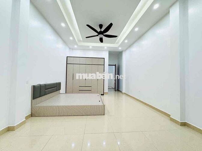 TRUNG TÂM ĐỐNG ĐA – NHÀ ĐẸP 7 TẦNG – CÓ Ô CHỜ THANG MÁY