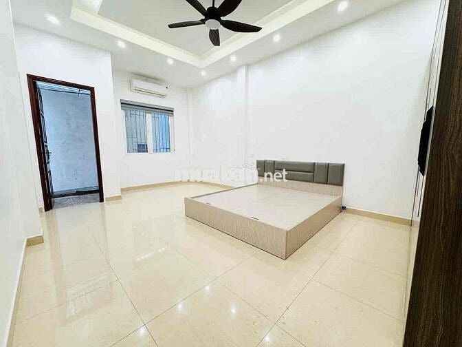 TRUNG TÂM ĐỐNG ĐA – NHÀ ĐẸP 7 TẦNG – CÓ Ô CHỜ THANG MÁY