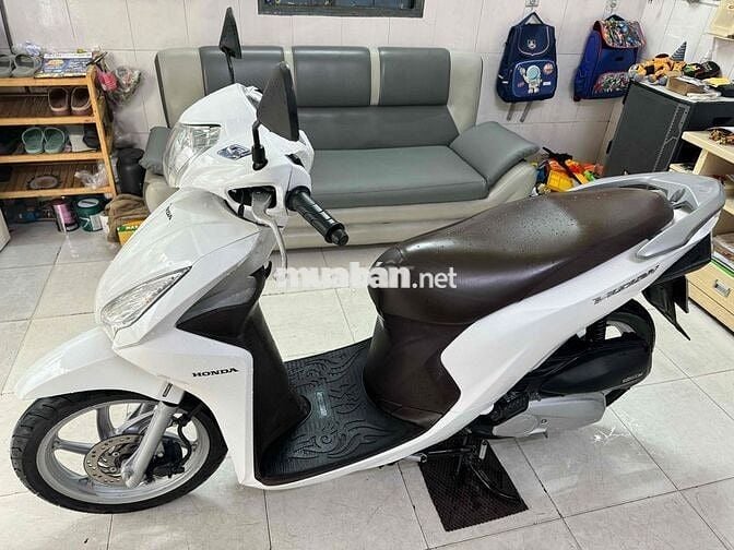 Bán vison 2017bstp xe đẹp máy zin êm(trùm mền)9chủ