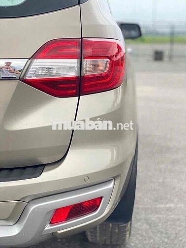 Ford Everest 2020 Titanium 2.0L AT 4x2 - 97000 km