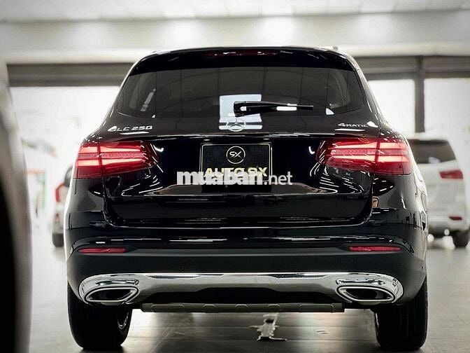 🧨Mercedes-Benz GLC250 4 Matic - Xe trùm mền 7 năm🧨