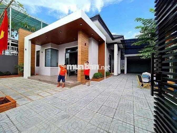 Chính Chủ Cần Bán Gấp Căn Nhà Vườn Do Không Có Khả Năng Trả Nợ