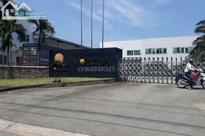 BÁN RẺ 2sổ 2,2 SÀO NHỰA,  690TR. FULL SỔ RIÊNG, TRUNG TÂM T.T SÁT TRƯỜ