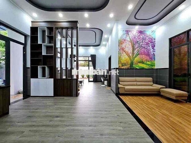 Chính Chủ Cần Bán Gấp Căn Nhà Vườn Do Không Có Khả Năng Trả Nợ