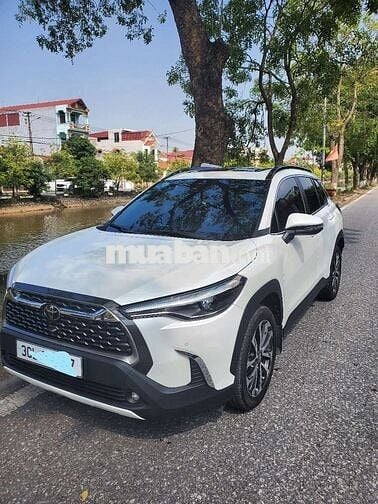 Toyota Corolla Cross 1.8V trắng - Odo 1v6