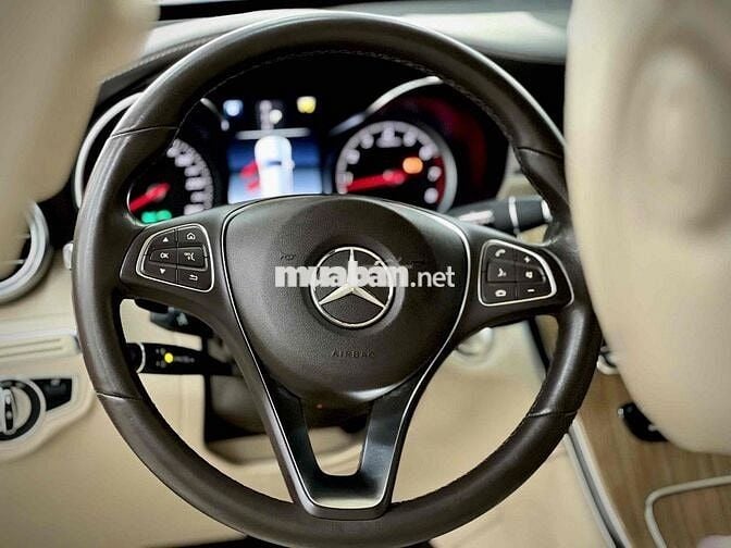 🧨Mercedes-Benz GLC250 4 Matic - Xe trùm mền 7 năm🧨