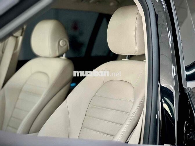 🧨Mercedes-Benz GLC250 4 Matic - Xe trùm mền 7 năm🧨