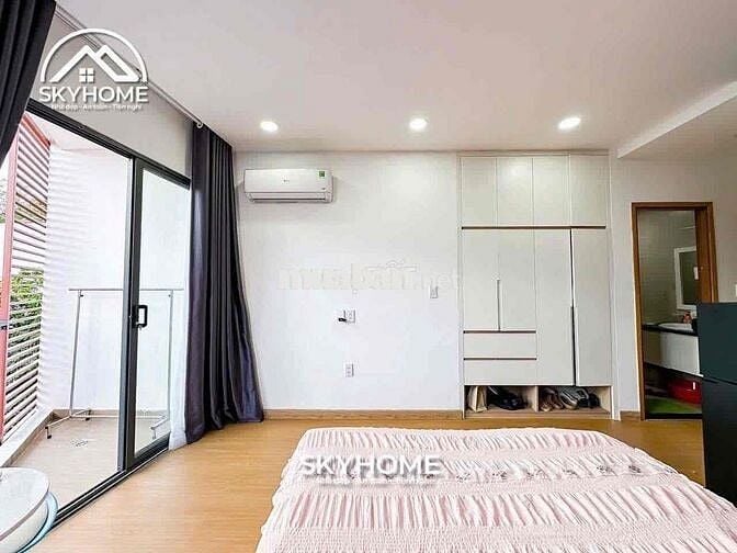 Cho Thuê Căn Hộ Chung Cư Mini Ban Công Ngay Cống Quỳnh Quận 1 Giá Rẻ