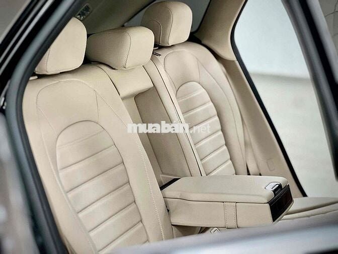 🧨Mercedes-Benz GLC250 4 Matic - Xe trùm mền 7 năm🧨