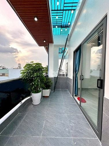 nhà phố siêu đẹp 4,5m x14m, đúc 4 Tấm, mẫu lửng ngược mới nhất 2025