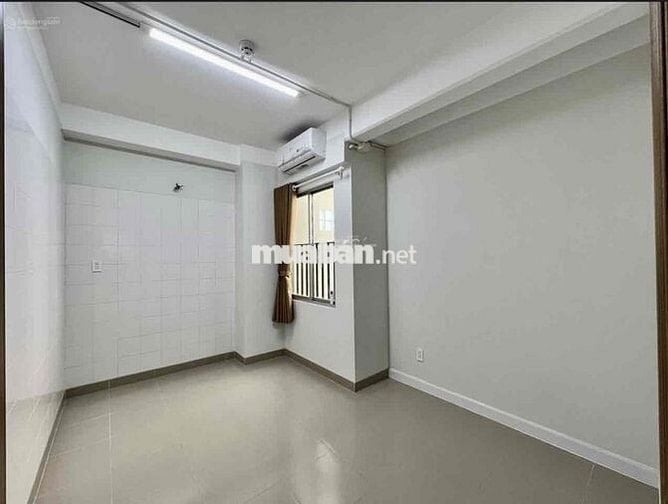 Cho Thuê Chung Cư 2PN 2WC 80m2 Balcon Lớn - Bảo Vệ Nhà Xe Ngay TT Q10
