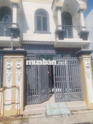 Bán nhà Hóc Môn Giá 3 tỷ 750 thương lượng - ngang 5m x 17m