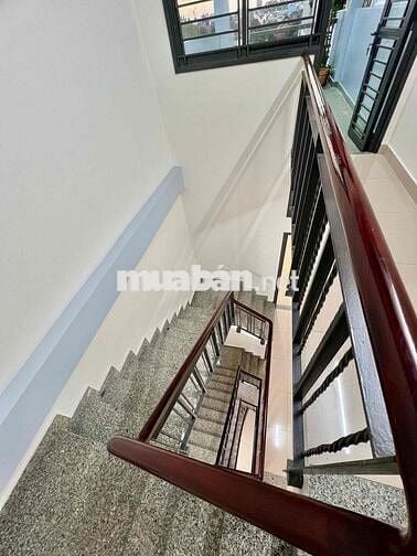 Nhà Nguyên Căn Trệt 3 Lầu ST 7PN 5WC 200m2 Oto Tận Cửa Phù Hợp VP Spa