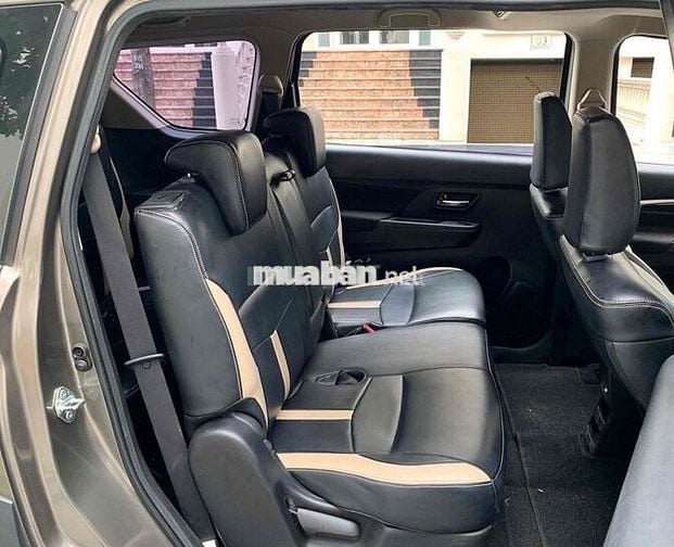 Suzuki XL7 2023 đi 2,9vkm giá tốt