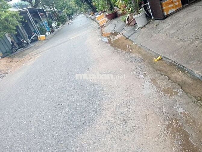 Bán nhà gác lửng đúc – Giáp Văn Cương – sát biển Nguyễn Tất Thành