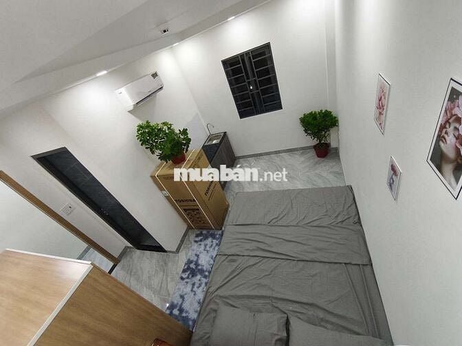 CHÍNHCHỦ CHO THUÊ PHÒNG CAO CẤP 3TR4 THANG MÁY XỊN TÁCH BẾPCỬA SỔ TRỜI