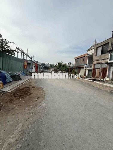 nhà thuê 2d kdc nam hùng vương an lạc bình Tân DT 60m giá 10tr