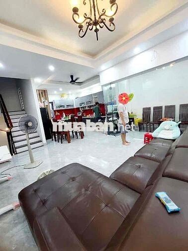 NGAY LẠC LONG QUÂN KHU PHÂN LÔ - NGANG LỚN 6M - 216,6M2 KHÔNG LỘ GIỚI