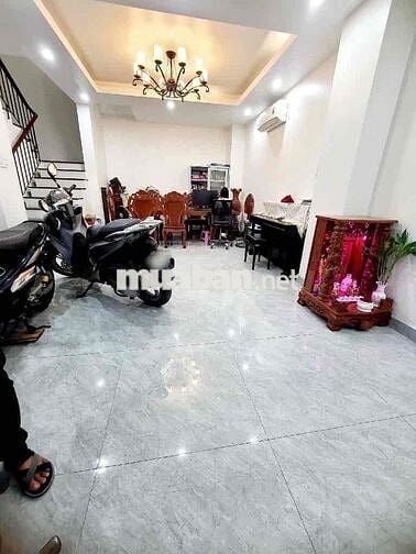 NGAY LẠC LONG QUÂN KHU PHÂN LÔ - NGANG LỚN 6M - 216,6M2 KHÔNG LỘ GIỚI