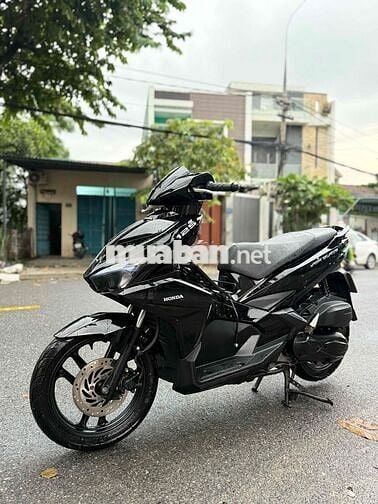 Air Blade 2017 đen bóng B.số 43 Góp trả trước 5tr