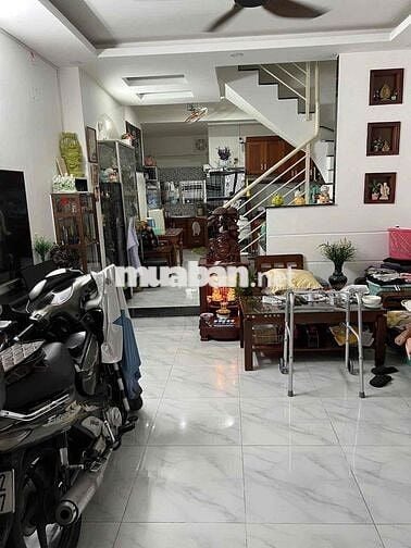 Bán Nhà 4.1x12 trệt 2 lầu. 3 phòng. sân thượng. P16 chỉ 4.37tỷ