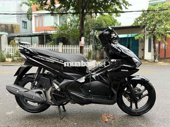 Air Blade 2017 đen bóng B.số 43 Góp trả trước 5tr