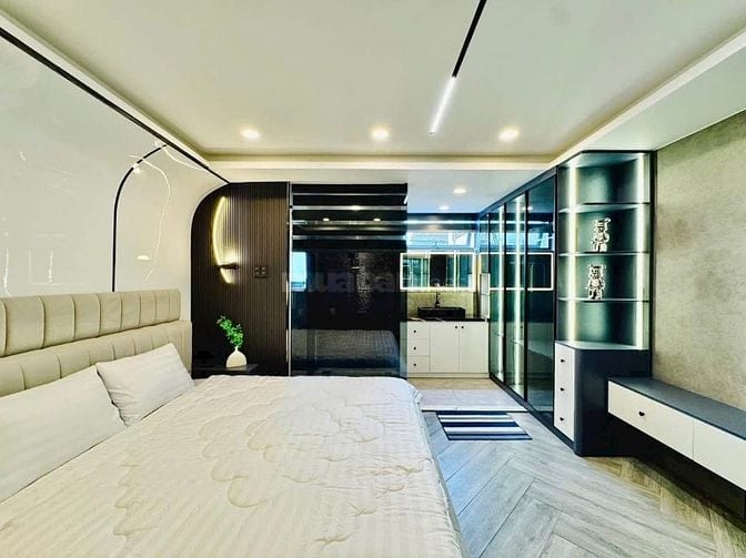 ⭐️Siêu phẩm 5 Lầu THANG MÁY tuyệt Cao cấp hẻm xe hơi 7m Quang Trung