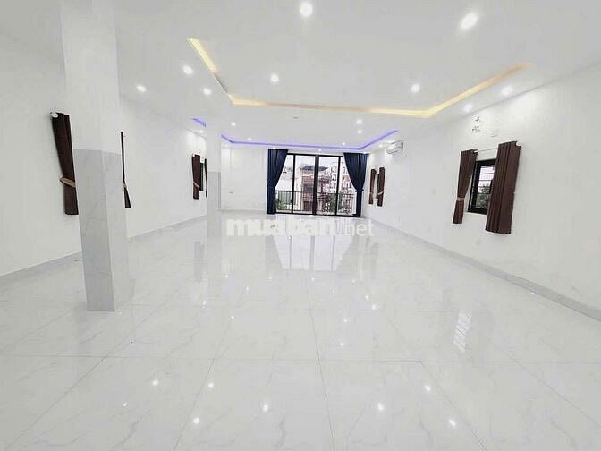 Cho thuê tòa nhà 4 tầng mt Hồ Xuân Hương, Ngũ Hành Sơn