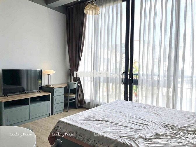 CHO THUÊ CĂN HỘ BAN CÔNG CAO CẤP NGAY NGUYỄN VĂN CỪ MỚI TOANH GIÁ RẺ