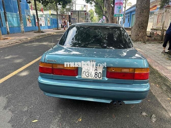 Honda Accord 1993 2.2 MT - 21222 km