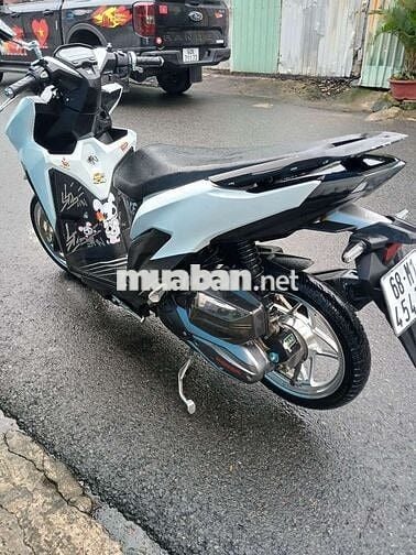 Can ban xe vario 150 nhu hinh hoac giao luu xe kha