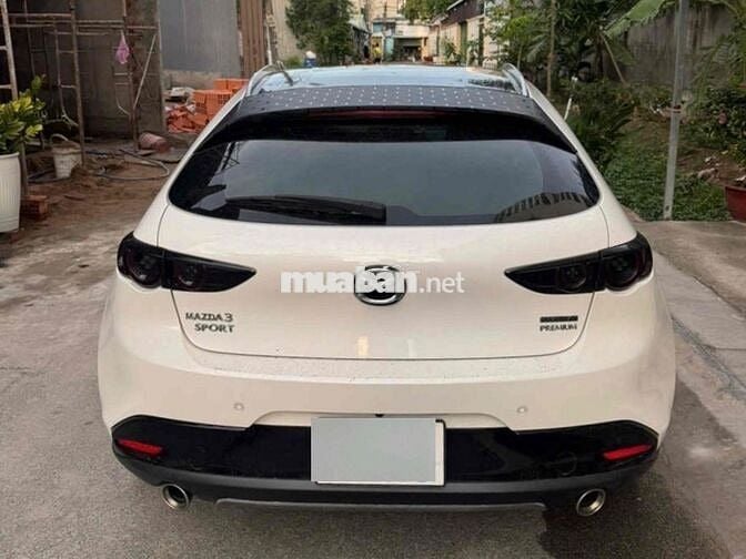 Mazda 3 2024 HB Sport Premium - 24000km