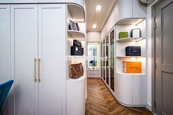 !!VIP!!-NỢ NH-BÁN Nhà Sân Bay- DT hiếm 4,5x15m- 4 tầng đẹp- chỉ 11 tỷ