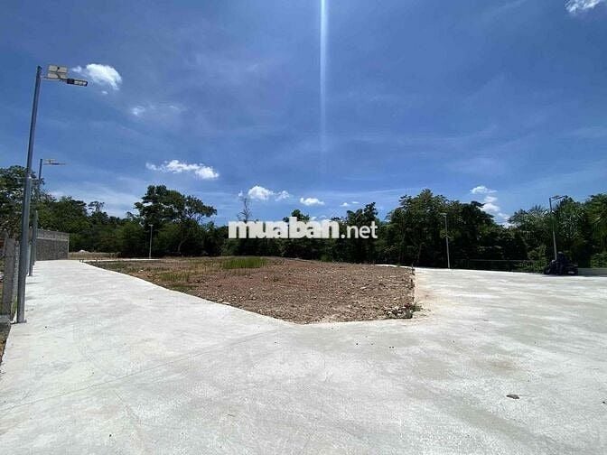 Đất Thuỷ xuân gần trường học, ngay mặt tiền Lê ngô cát