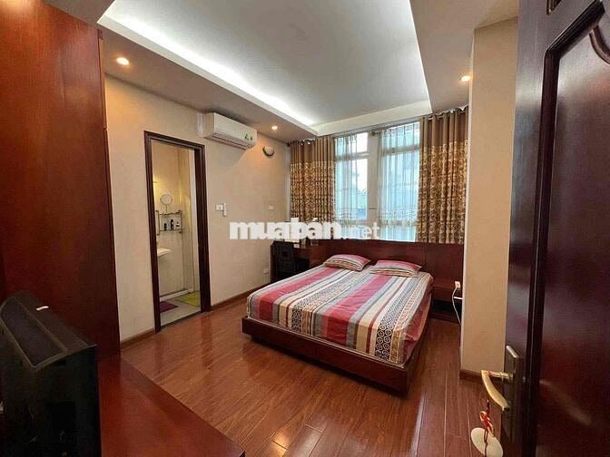 Chính chủ cho thuê căn hộ 1-2PN 2WC đối diện nhà hát lớn