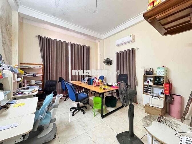 CHÍNH CHỦ BÁN NHÀ LẠC LONG QUÂN – LÔ GÓC 2 THOÁNG