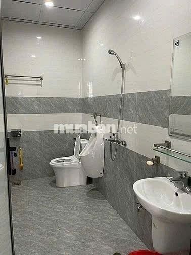 CỰC HOT!!! NHÀ ĐẸP GIÁ TỐT NẰM NGAY TRUNG TÂM TÂN BÌNH LIỀN KỀ SÂN BAY