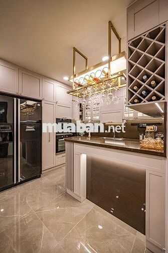 !!VIP!!-NỢ NH-BÁN Nhà Sân Bay- DT hiếm 4,5x15m- 4 tầng đẹp- chỉ 11 tỷ