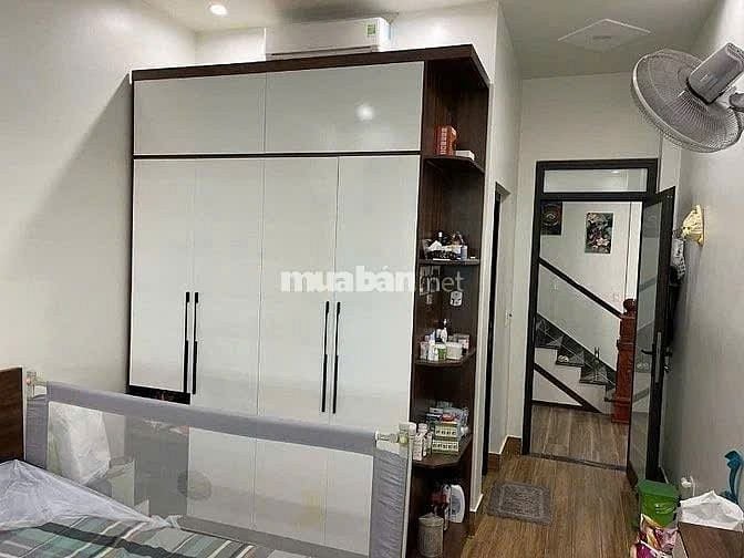 CỰC HOT!!! NHÀ ĐẸP GIÁ TỐT NẰM NGAY TRUNG TÂM TÂN BÌNH LIỀN KỀ SÂN BAY