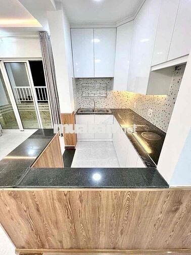 Chính Chủ Bán Chung Cư Bàu Cát 2, Lô A, 69m2 2PN - 2WC