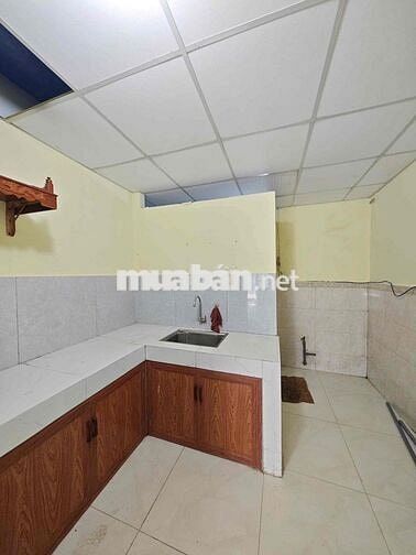 Nhà kiệt Tôn Đản 3 PN phù hợp gia đình nhỏ