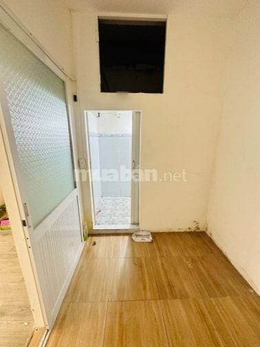 CHO THUÊ 2 CĂN MẶT TIỀN TIỆN LÀM CHDV KHAI THÁC 