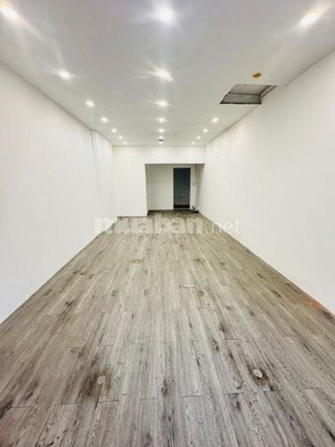 CHO THUÊ 2 CĂN MẶT TIỀN TIỆN LÀM CHDV KHAI THÁC 
