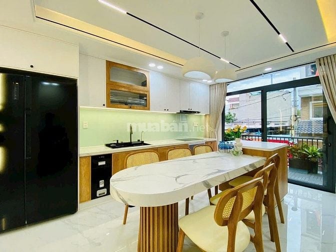 Bán nhà 49,2m2 giá 2 tỷ 390 triệu đường Phan Đăng Lưu, P3, Phú Nhuận