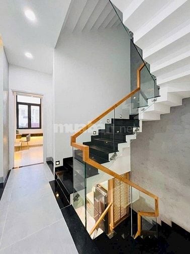 Không tin nổi: Căn nhà này có giá 4,010 tỷ ngay trung tâm thành phố